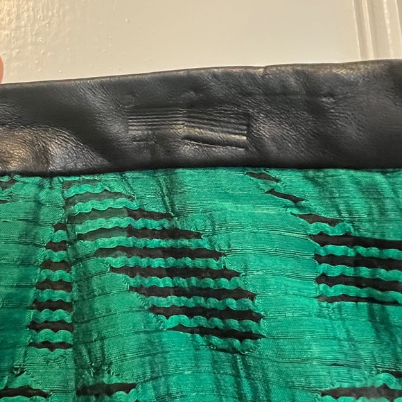 Tibi Skirt, Green and Black Size 8 (runs smaller) - Picture 6 of 6